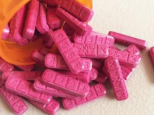 Piros Xanax szeletek 5mg